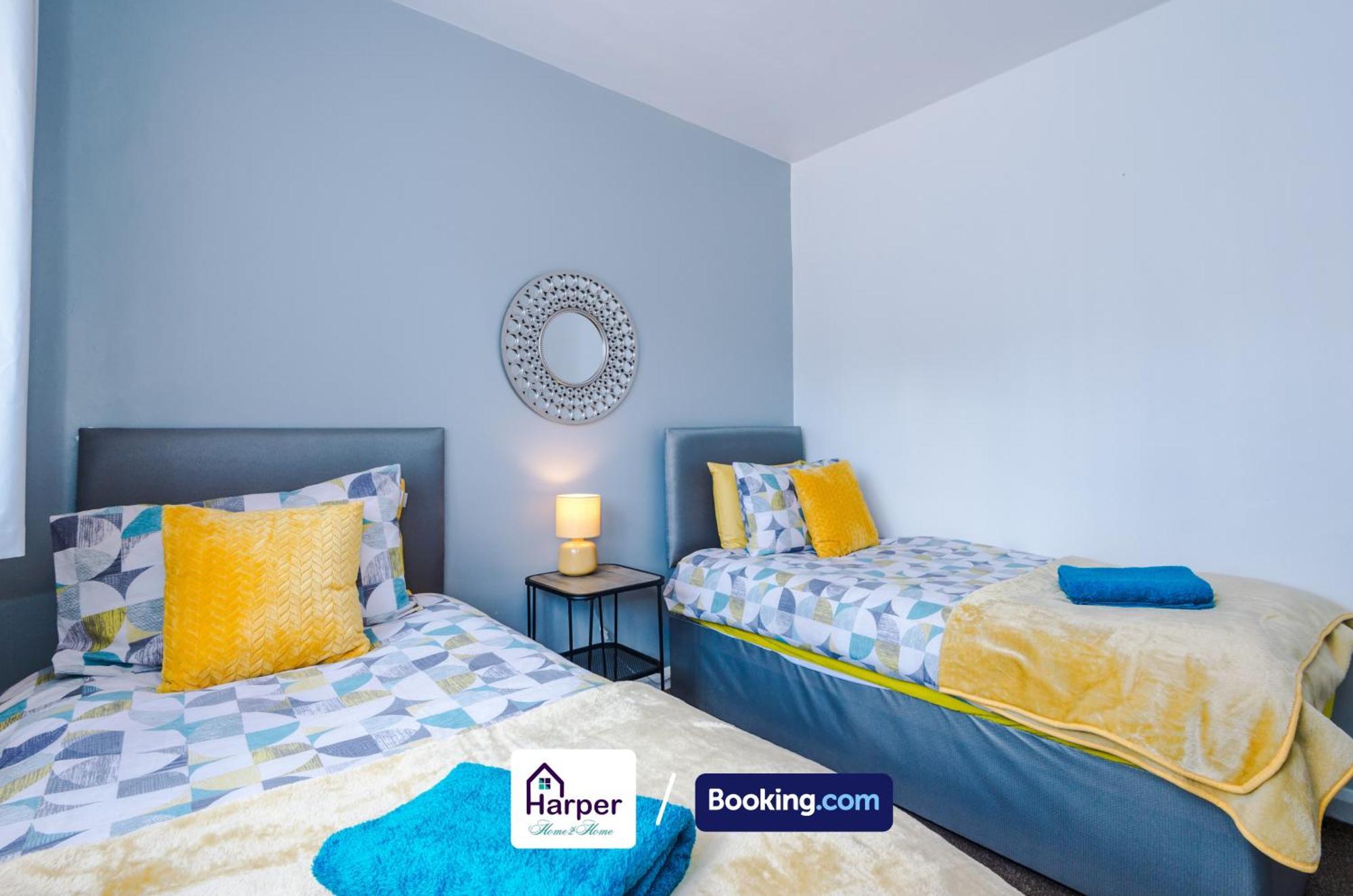 Spacious Detached Bungalow By Harperletting Short Lets & Serviced Accommodation Buckely With Pool Table & Driveway Buckley Экстерьер фото