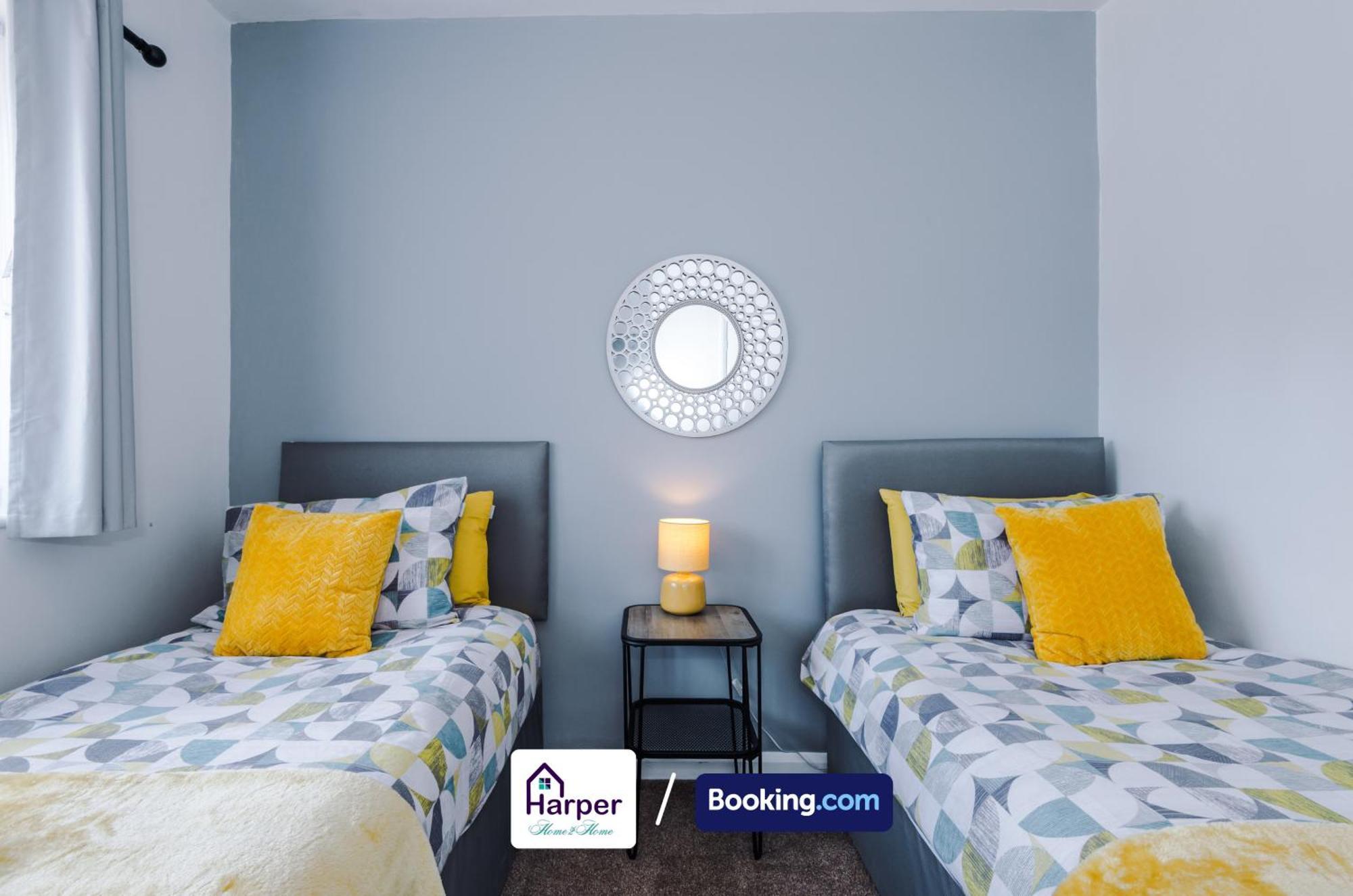 Spacious Detached Bungalow By Harperletting Short Lets & Serviced Accommodation Buckely With Pool Table & Driveway Buckley Экстерьер фото