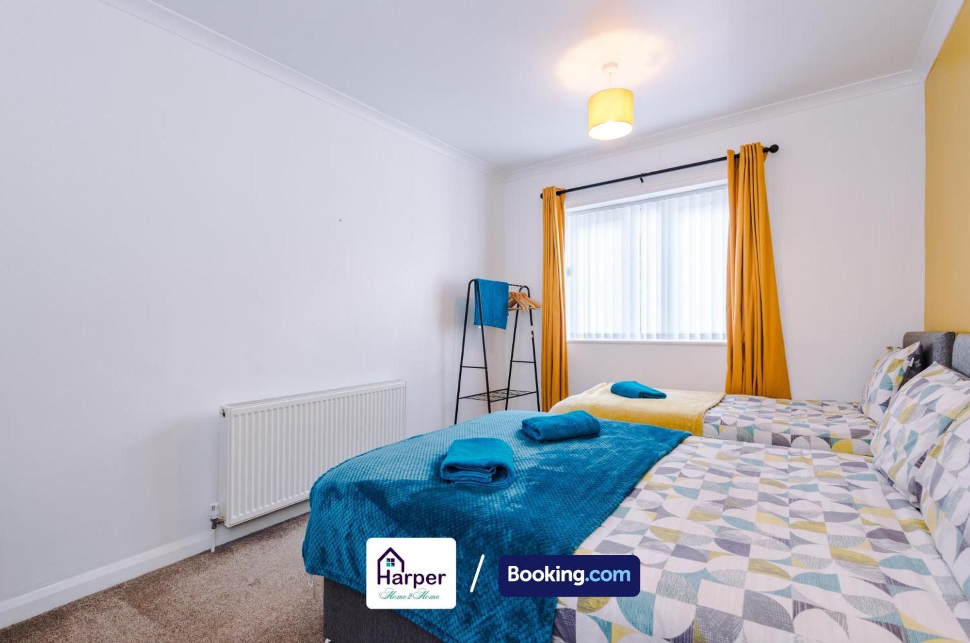 Spacious Detached Bungalow By Harperletting Short Lets & Serviced Accommodation Buckely With Pool Table & Driveway Buckley Экстерьер фото
