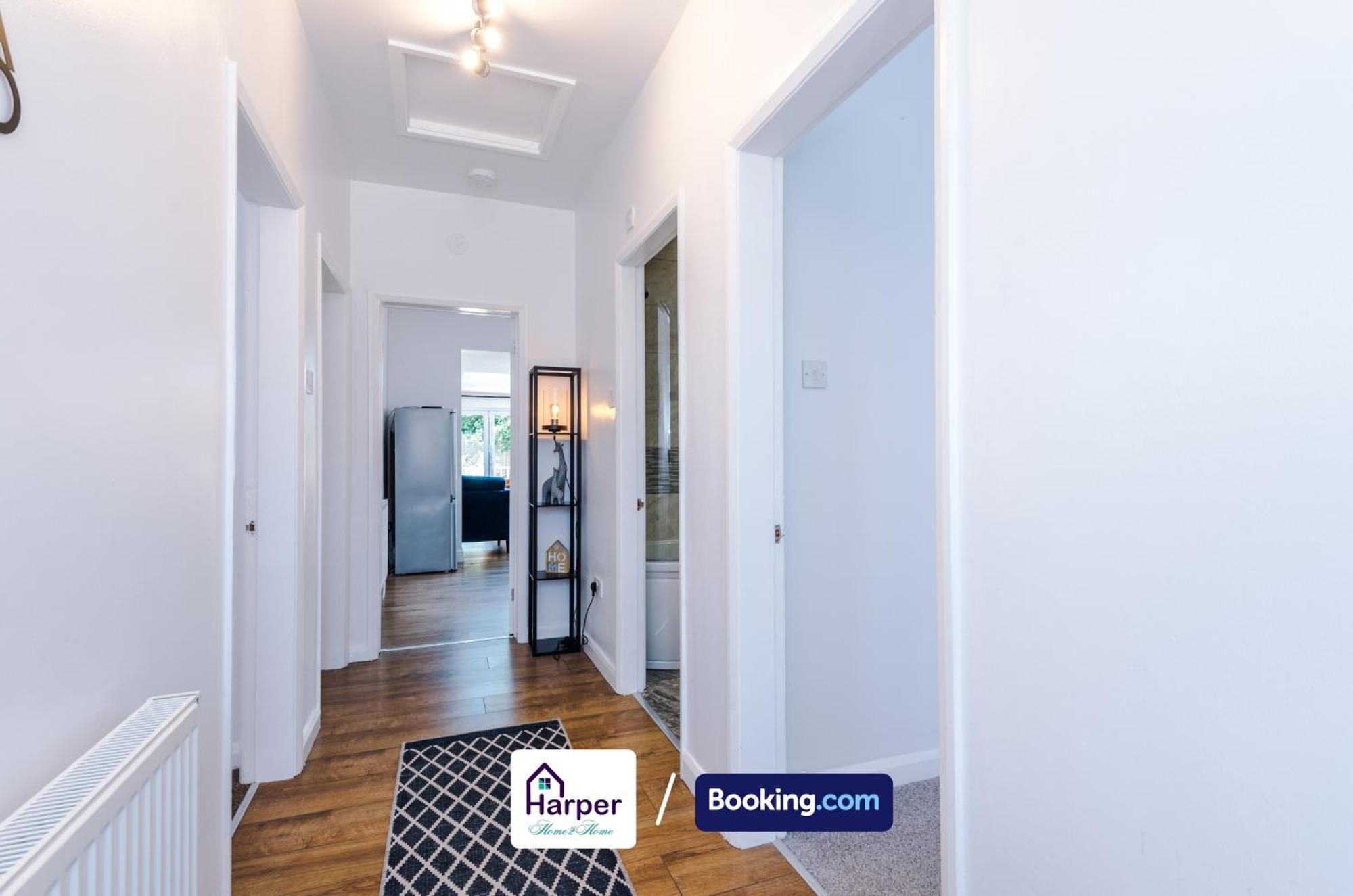Spacious Detached Bungalow By Harperletting Short Lets & Serviced Accommodation Buckely With Pool Table & Driveway Buckley Экстерьер фото